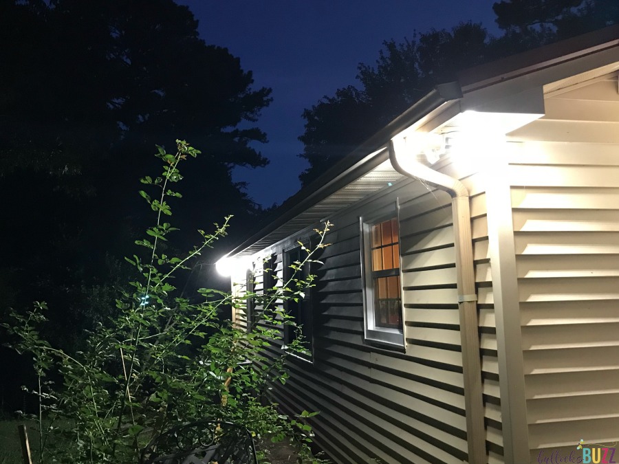 buiten bewegingsmelder licht aan